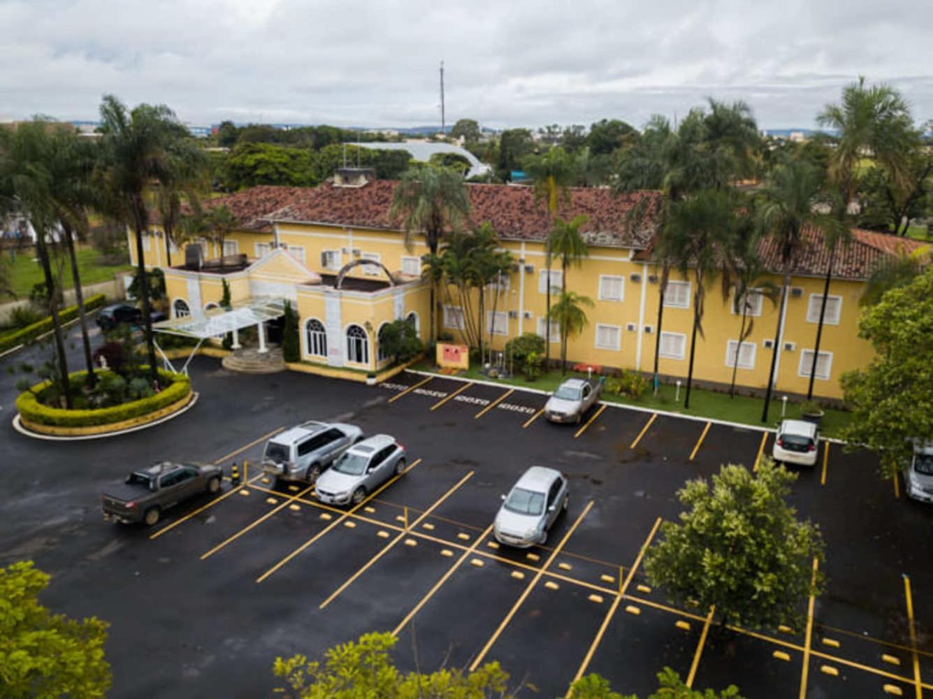 Hotel Dona Beja Araxá Exterior foto