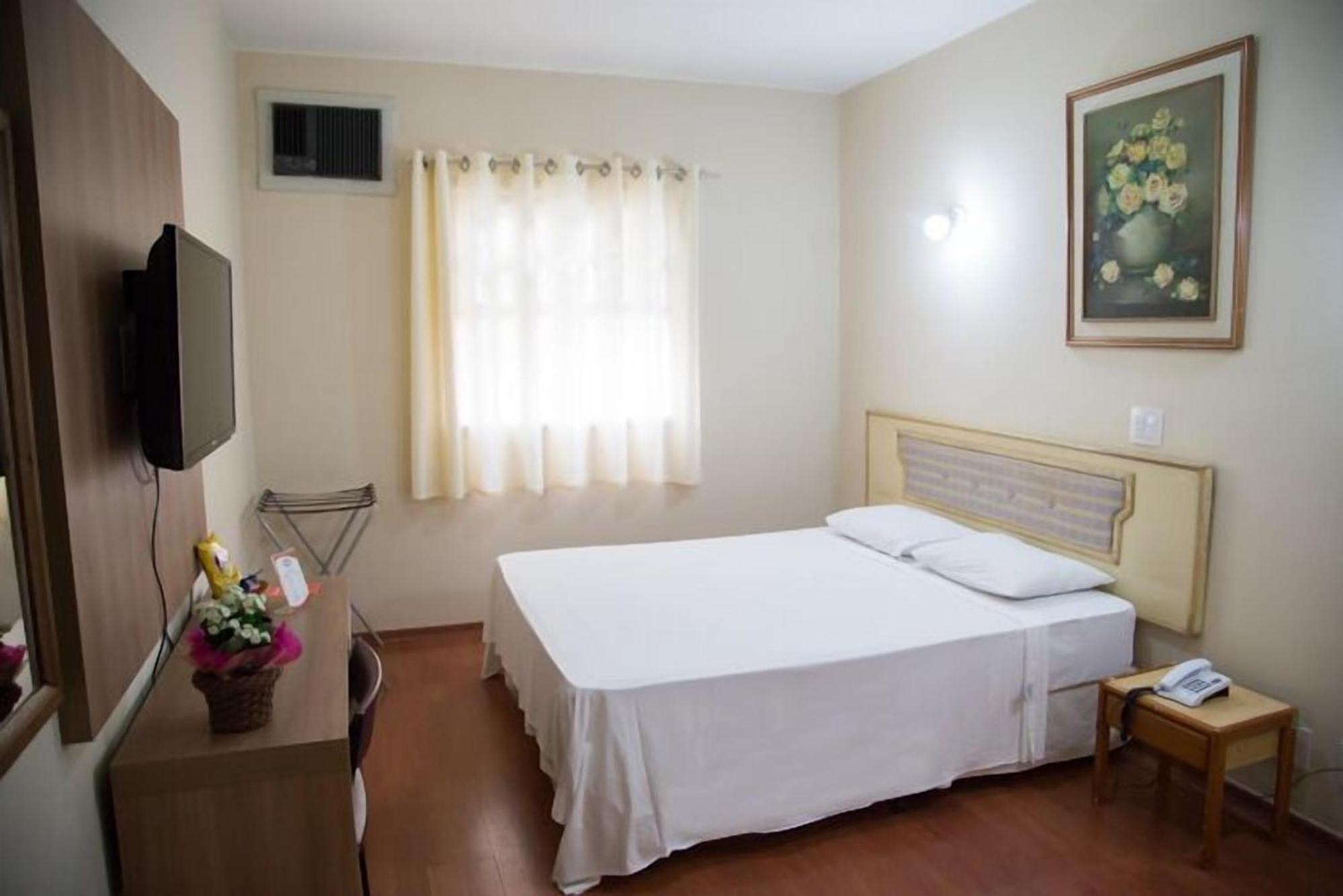Hotel Dona Beja Araxá Habitación foto